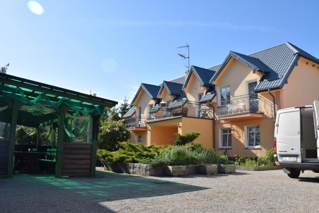 U Rybaka Hotel Jezierzany Bagian luar foto