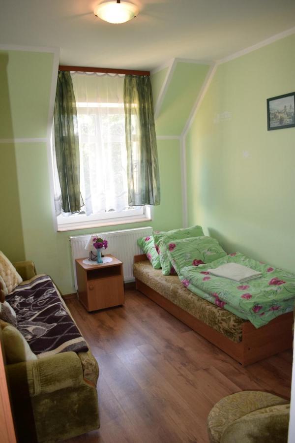 U Rybaka Hotel Jezierzany Bagian luar foto